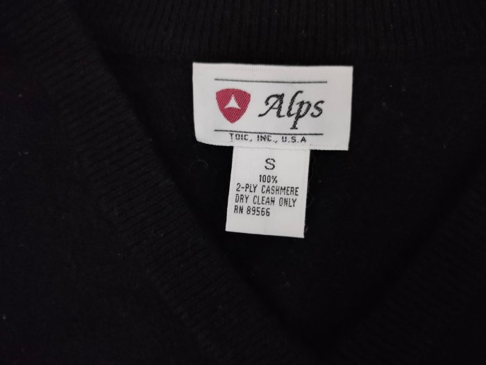 （已售）全新 男 厚織款 美國Alps 黑色V領 100%喀什米爾 cashmere 羊絨毛衣