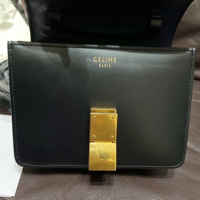 （已售出）「全新舊logo」CELINE Classic Box 黑色金釦頂級牛皮手袋