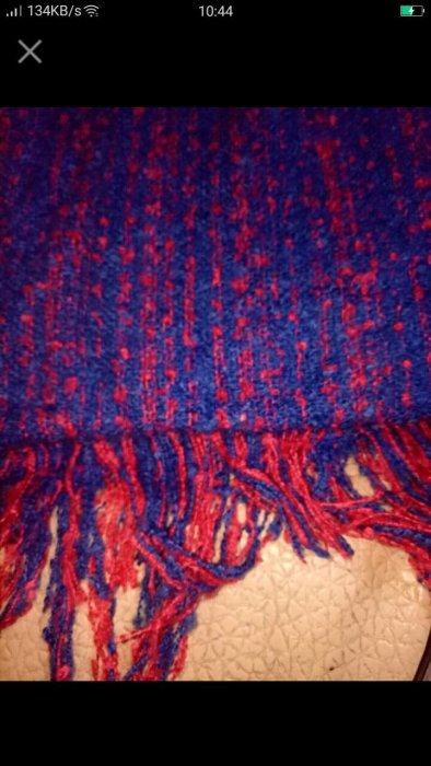 毛料圍巾48x190 cm（櫃3抽帶）9成新