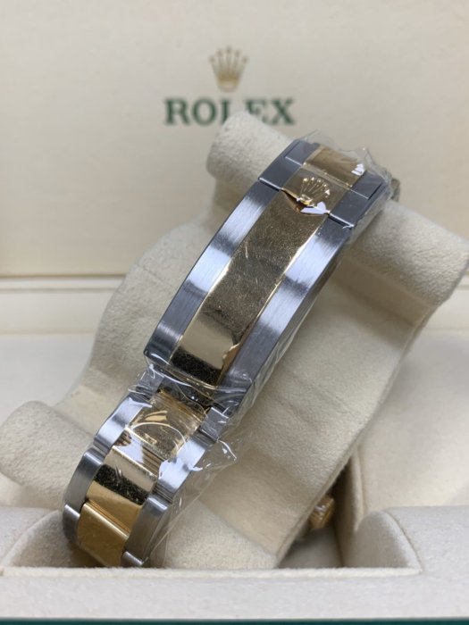 已售出【永大精品】Rolex 勞力士 Submariner 116613GLN 潛航者系列 原廠鑽石時標 116613