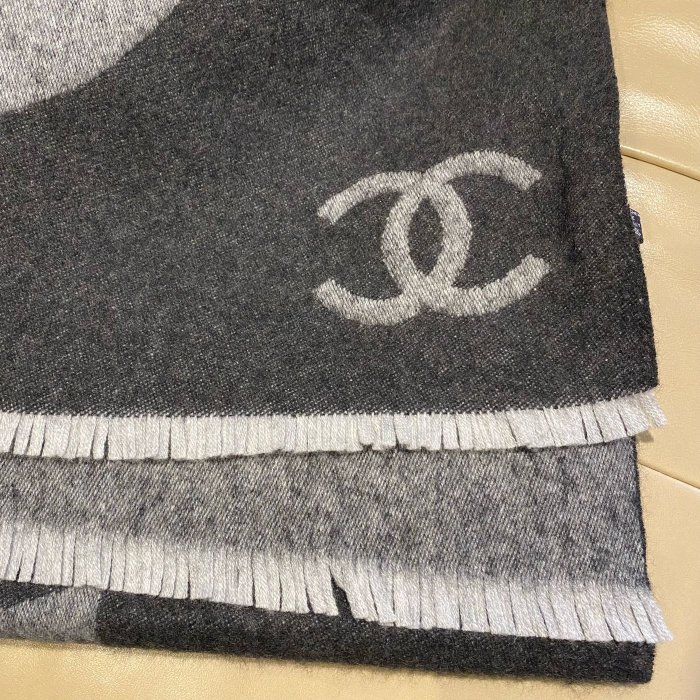 【翰貝格名牌館】全新真品 CHANEL 雙C 字母 雙面 黑灰 cachemire 羊絨 披肩 圍巾 AA7199