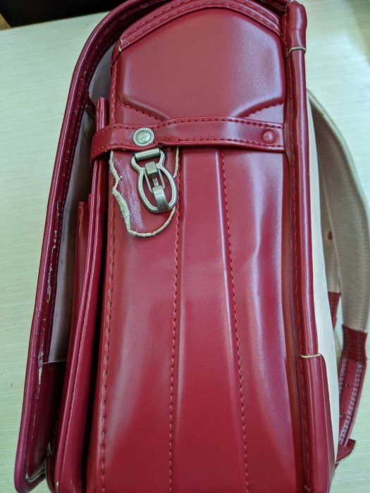 律揚樂器 日本二手 紅色 鞄工房 日本書包 日本小學生背包 書包 雙肩背包 皮革製