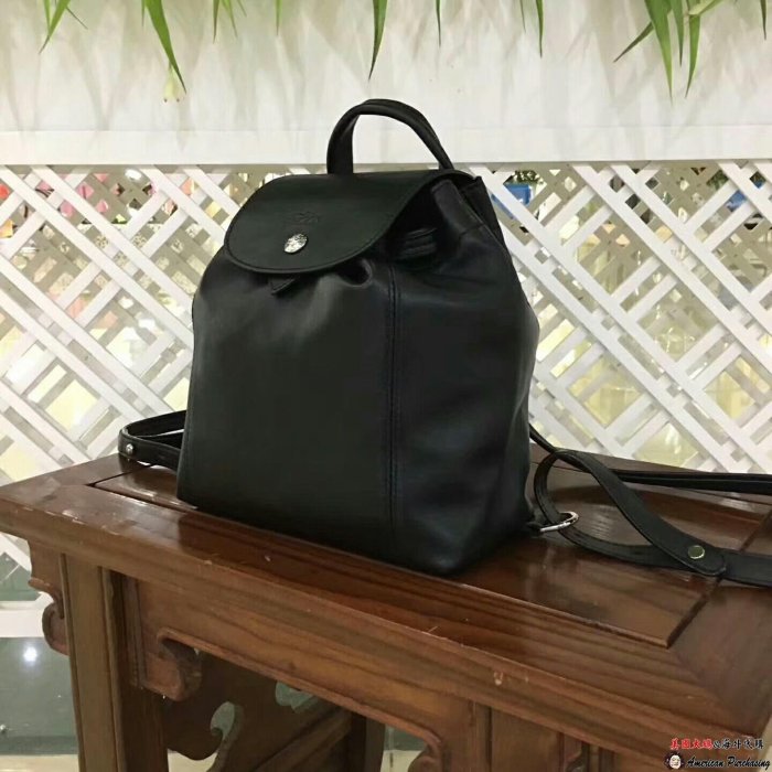 潮牌 LONGCHAMP le pliage cuir 小羊皮雙肩包 後背包 多種背法 時尚名品 法國專櫃代購-雙喜生