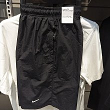 南🔥2023 7月 NIKE SOLO SWOOSH 運動短褲 休閒 防潑水 拉鍊口袋 男款 黑 DX0750-010