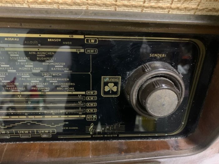 GRUNDIG 5050 W/3D 古董 真空管 收音機