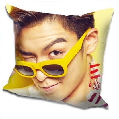 現貨！！BIGBANG T.O.P 崔勝鉉 崔勝賢 TOP 抱枕 靠墊，40x40cm，緞紋布，色彩鮮豔，印製精美。A款