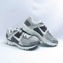 NIKE FB8825001 W Zoom Vomero 5 女款 休閒鞋 緩震 灰/卵石灰【iSport愛運動】