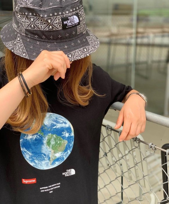 Supreme The North Face One World Tee | Yahoo奇摩拍賣