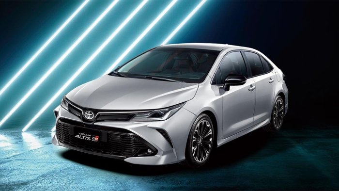 全新類TOYOTA ALTIS GR SPORT版 17吋5/100 黑底車面鋁圈