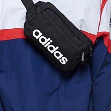 南◇現 ADIDAS Linear Core 側背包 黑白色 腰包 側背包 小包 隨身包 DT4827 男女