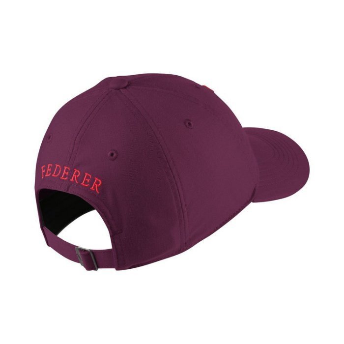 全新Nike RF Hat Cap費德勒Roger Federer紫紅色底紅RF標誌排汗網球帽2990元 數量有限唷