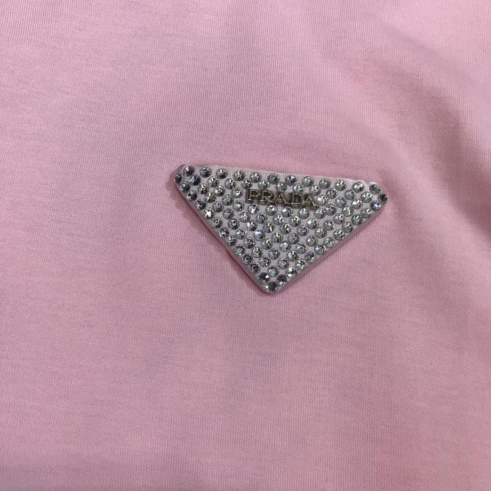 Prada三角標立體燙鑽logo短T恤