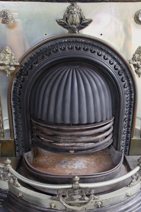 法國 黃銅鑄鐵古董壁爐/火爐 歐洲古董老件(05_MP-12)【小學樘_歐洲老家具】