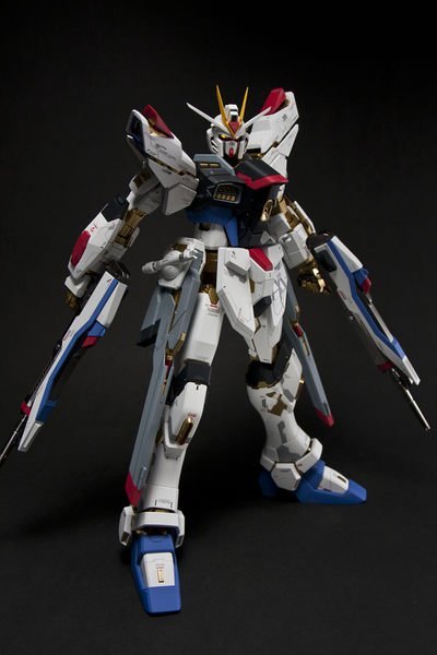 PG 1/60 ZGMF-X20A / 攻擊自由鋼彈-1完全改造塗裝完成展示品（鋼彈模型代工）