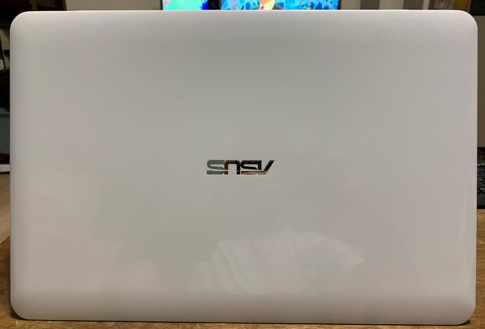 【二手筆電】ASUS X555L 15.6吋大螢幕i5+SSD筆電，可正常使用可上網可視訊附充電器，保固5天X