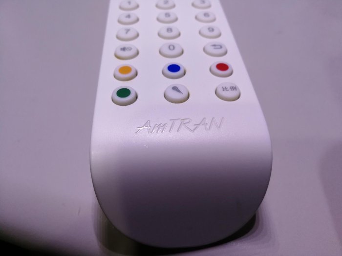 拾荒者 AMTRAN 遙控器 也可以用在VIZIO 便宜賣。需要多隻者詢價可即使通聯繫。