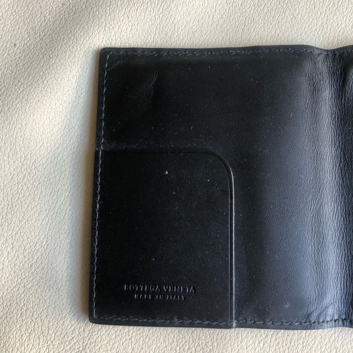 [熊熊之家3]保證正品 Bottega Veneta BV 黑色 小皮夾 鈔票夾 信用卡夾