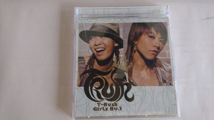 【鳳姐嚴選二手唱片】 T-RUSH 首張國語大碟 GIRLS NO1 CD+VCD 有側標