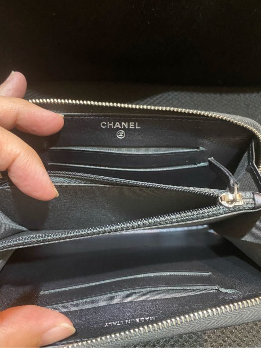 CHANEL 香奈兒 金屬深藍色 ㄇ型拉鏈中夾 皮夾 錢包 卡片夾