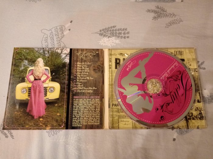 DOLLY PARTON 桃莉芭頓 - BACKWOODS BARBIE 荒野芭比  cd  99.99新