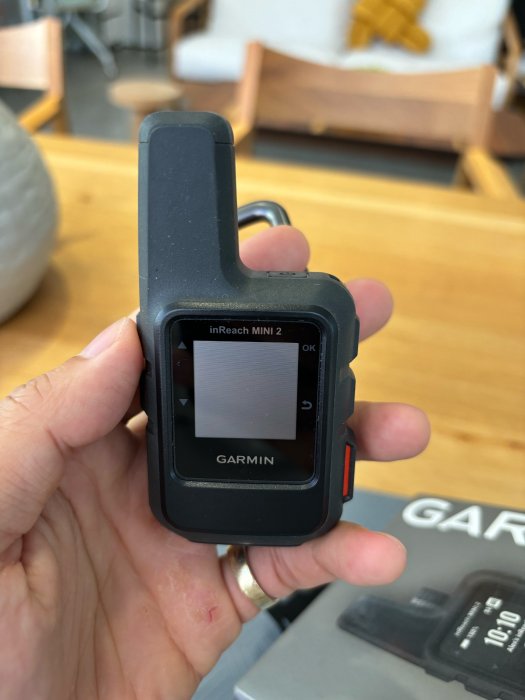 GARMIN inReach Mini 2 輕量便攜型衛星通訊器［黑色特價現貨］