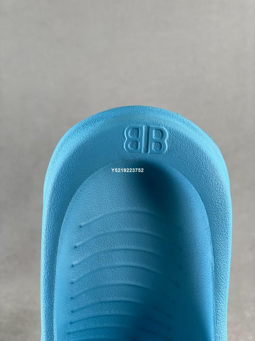 BALENCIAGA Mold Thong Sandals藍色沙灘涉水百搭簡約休鞋男女鞋