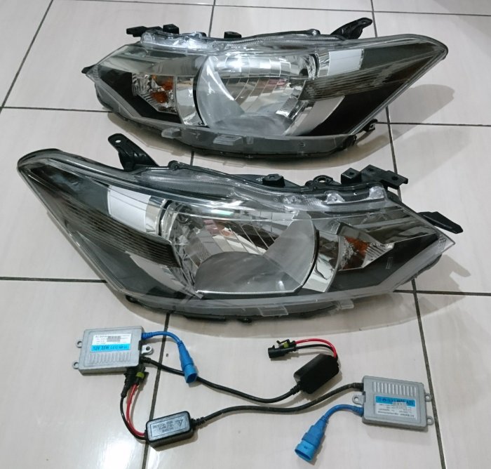 TOYOTA NEW VIOS 正廠 前HID 大燈