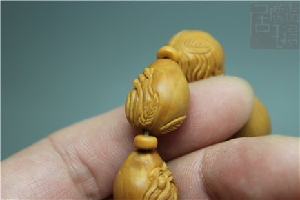 【熱賣精選】橄欖核雕刻壽星文玩收藏手工女款核雕小籽手串壽桃多福手鏈