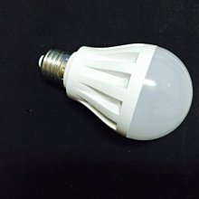 一律批發價 全新 E27 7W 白光 LED燈泡 廠價促銷中.