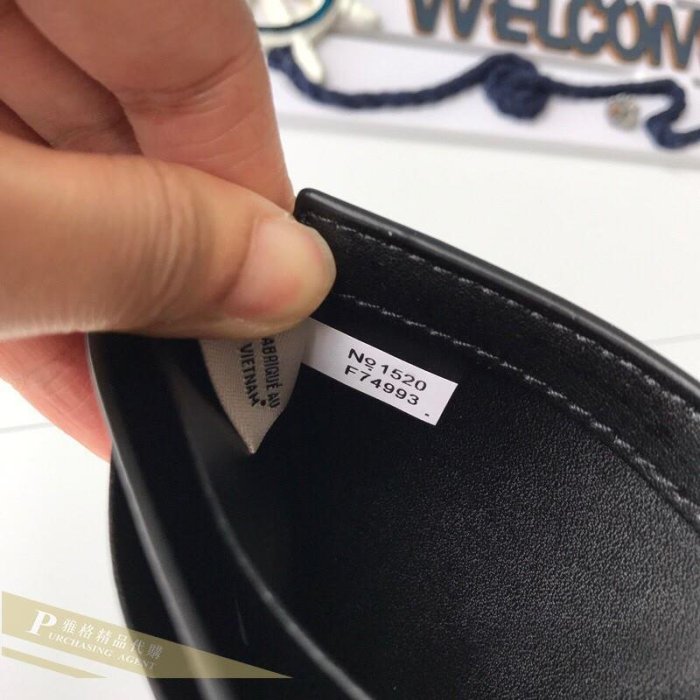 雅格精品代購 COACH 寇馳  74993 logo防水防刮PVC皮革 黑灰短夾/皮夾   美國代購