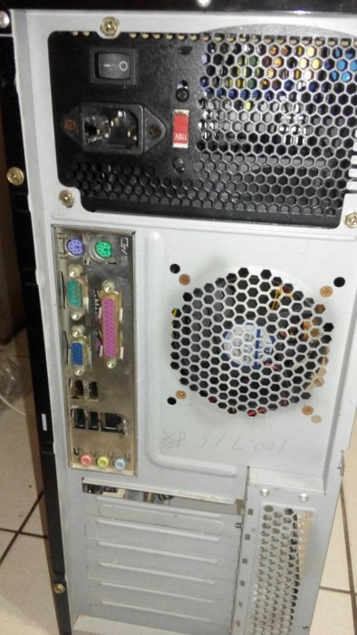 中古電腦桌上型PC主機-保固一個月(不包含人為損壞)2核心CPU2.93GHz*2-4.0GB DDR2-64位元處理器