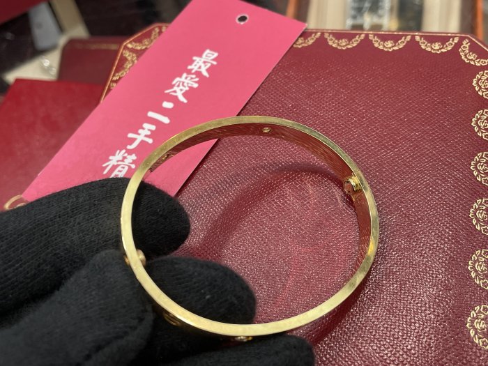 ☆最愛二手精品☆ CARTIER LOVE BANGLE 卡地亞黃K金4顆鑽石新版螺絲四鑽手環 17號 18K 750 XG0408