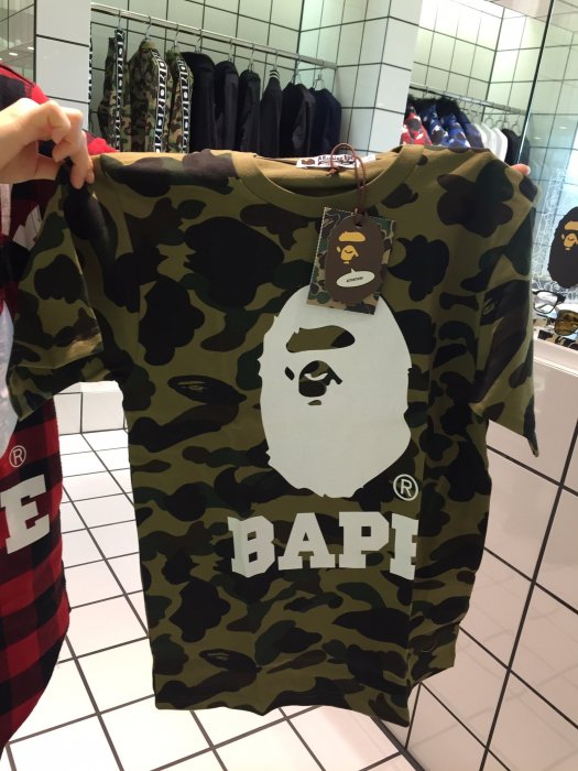 Una Avenue*日本 A BATHING APE 1ST CAMO COLLEGE TEE 全迷彩短T BAPE