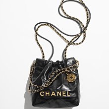 ［現貨在台］Chanel 22 mini Handbag 香奈兒 黑色 金鍊 極度難買 稀有必收藏