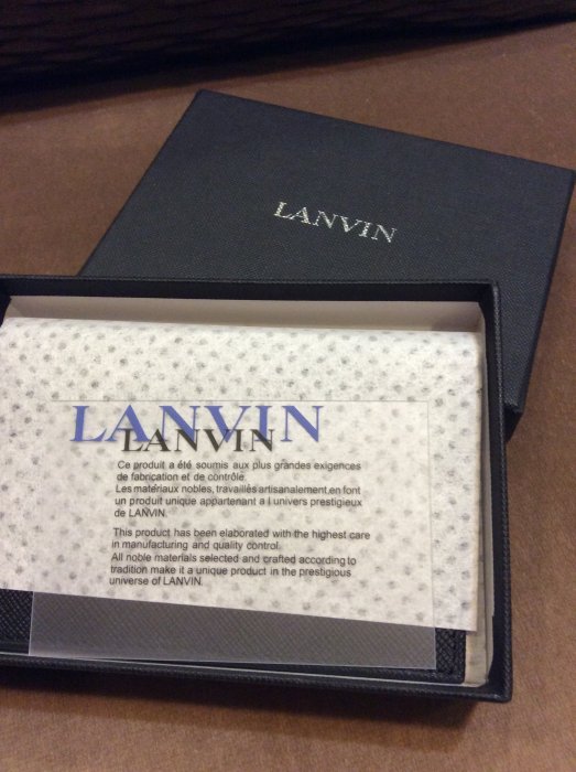 閒置出清～全新 Lanvin 正黑色 素壓紋 對折 男士卡夾 名片夾 超質感禮物首選