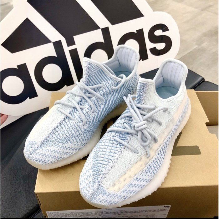 【正品】全新 Adidas Yeezy Boost 350 V2 Cloud White 冰藍 FW3043潮鞋