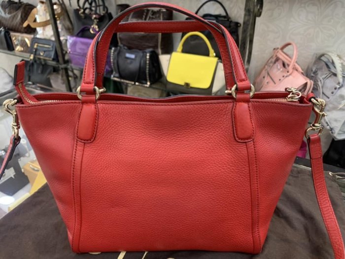 女人街國際精品*GUCCI 經典款 369176 SOHO 紅色 全皮革 大Logo 金釦 流蘇手提 斜背包