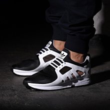 限時特價 南🔥2024 2月 ADIDAS Kanye West EQT RACER 2.0 女 白黑M19193 現貨