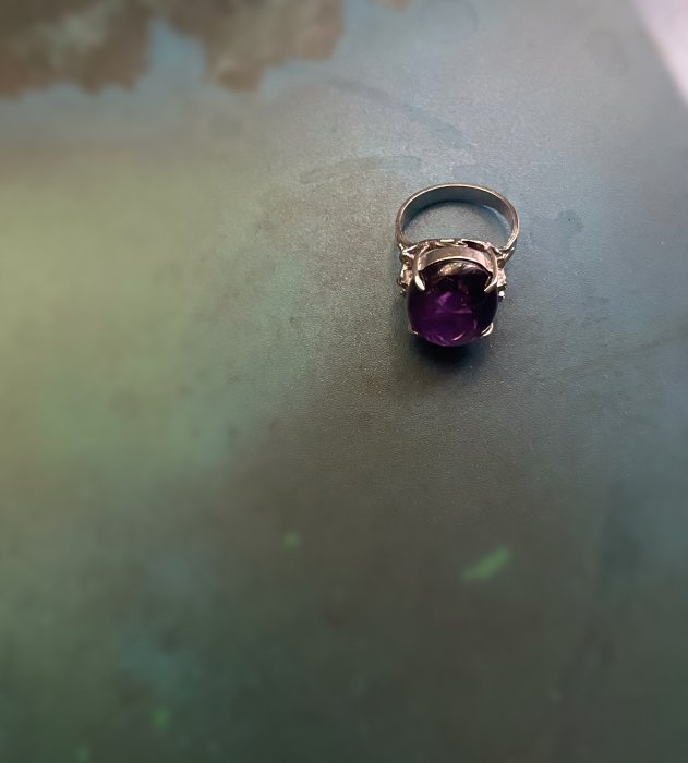 復古 懷舊{Thistle Vintage}  紫水晶大寶石戒指的目測約9克拉 帶原盒包裝（日本旭川時計店）