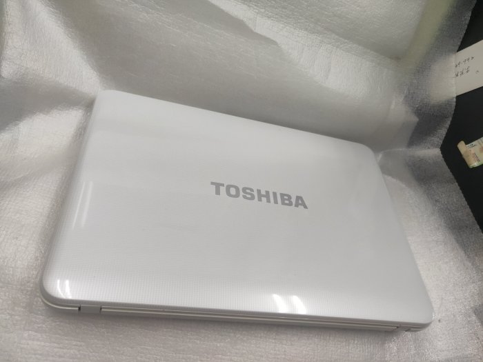 Toshiba Satellite L40 14吋筆記型電腦(i3-3110M 2.4G/4G/640G/獨顯2GB)