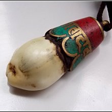【雅之賞|藏傳|佛教文物】特賣* 尼泊爾手工 銅鑲嵌海螺吊墜掛飾~504301