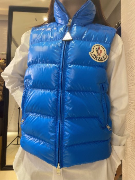 【EZ兔購】~正品 Moncler Genius 聯名 Awake NY Parker 羽絨 背心外套~現貨 XS S