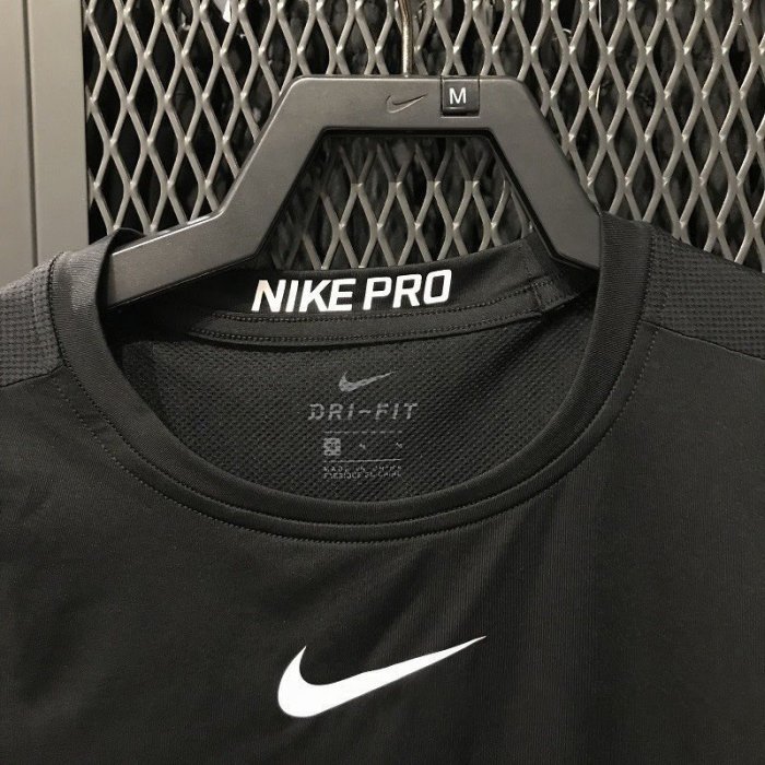 NIKE 耐吉 背心 男款 運動背心PRO訓練彈力緊身衣 速幹衣束身衣 彈力背心 健身運動排汗衫 舒適透氣 排汗背心