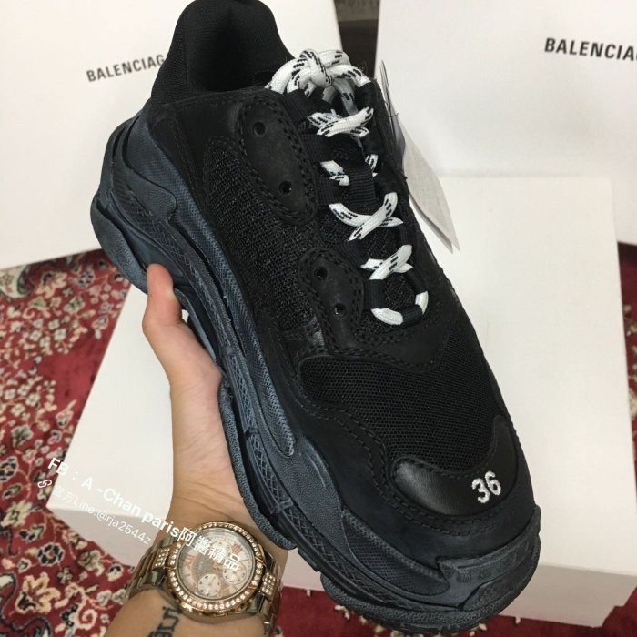 ～阿醬精品～巴黎直送🌈Balenciaga🌈配色真的太吸引人啦 Balenciaga全黑老爹鞋