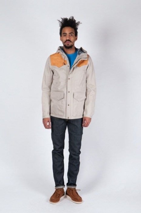 レアvisvim HADRIAN  3L GORE-TEX Jacketフードフードあり