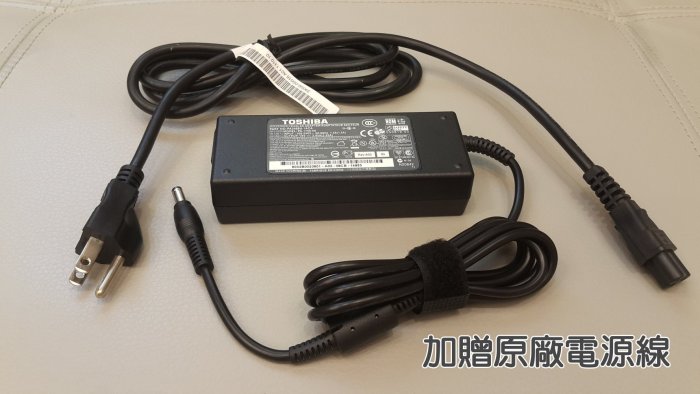 TOSHIBA 75W  原廠 變壓器 Toshiba mini NB100 NB200 NB205 NB255