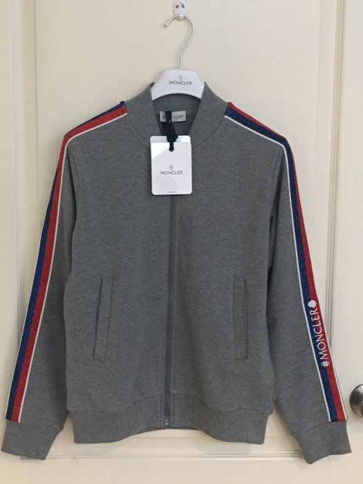 全新 Moncler  two piece tracksuit 14A 現貨