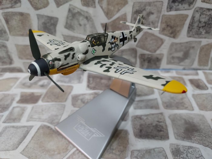 宗鑫 1/72 Corgi AA27110 Messerschmitt Bf109 G6 納粹塗裝 東戰線王牌