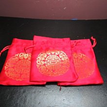 【競標網】高檔漂亮手工拉式紅色繡花袋5個13.5*9.5cm(回饋價便宜賣)限量10組(賣完恢復原價200元)