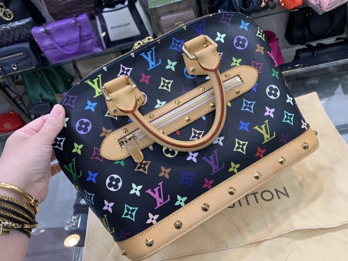 女人街國際精品*LOUIS VUITTON LV 經典款 村上隆系列ALMA 黑彩 艾瑪包 手提包